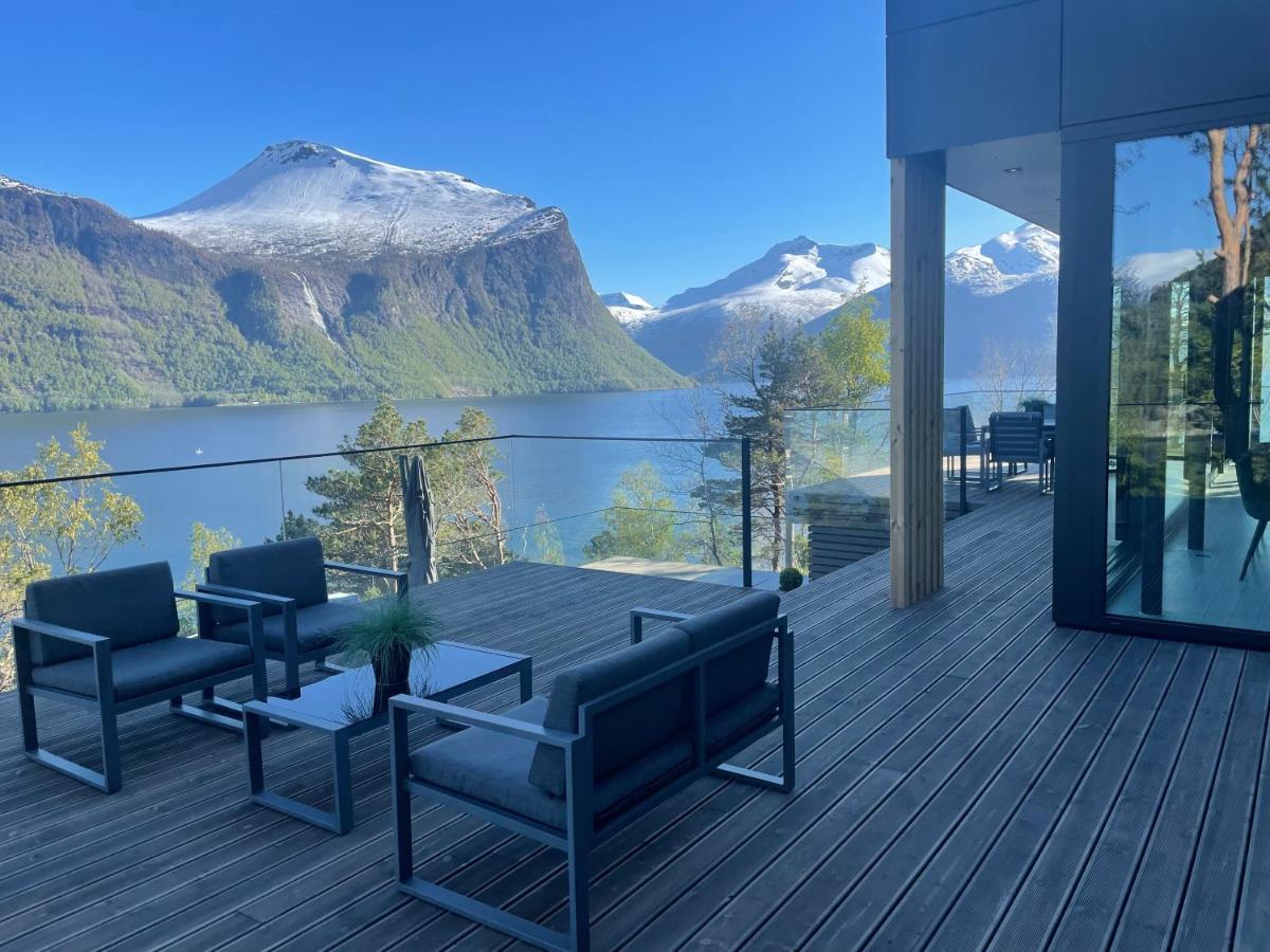 Villa Kristina / Andalsnes Torvik Ngoại thất bức ảnh