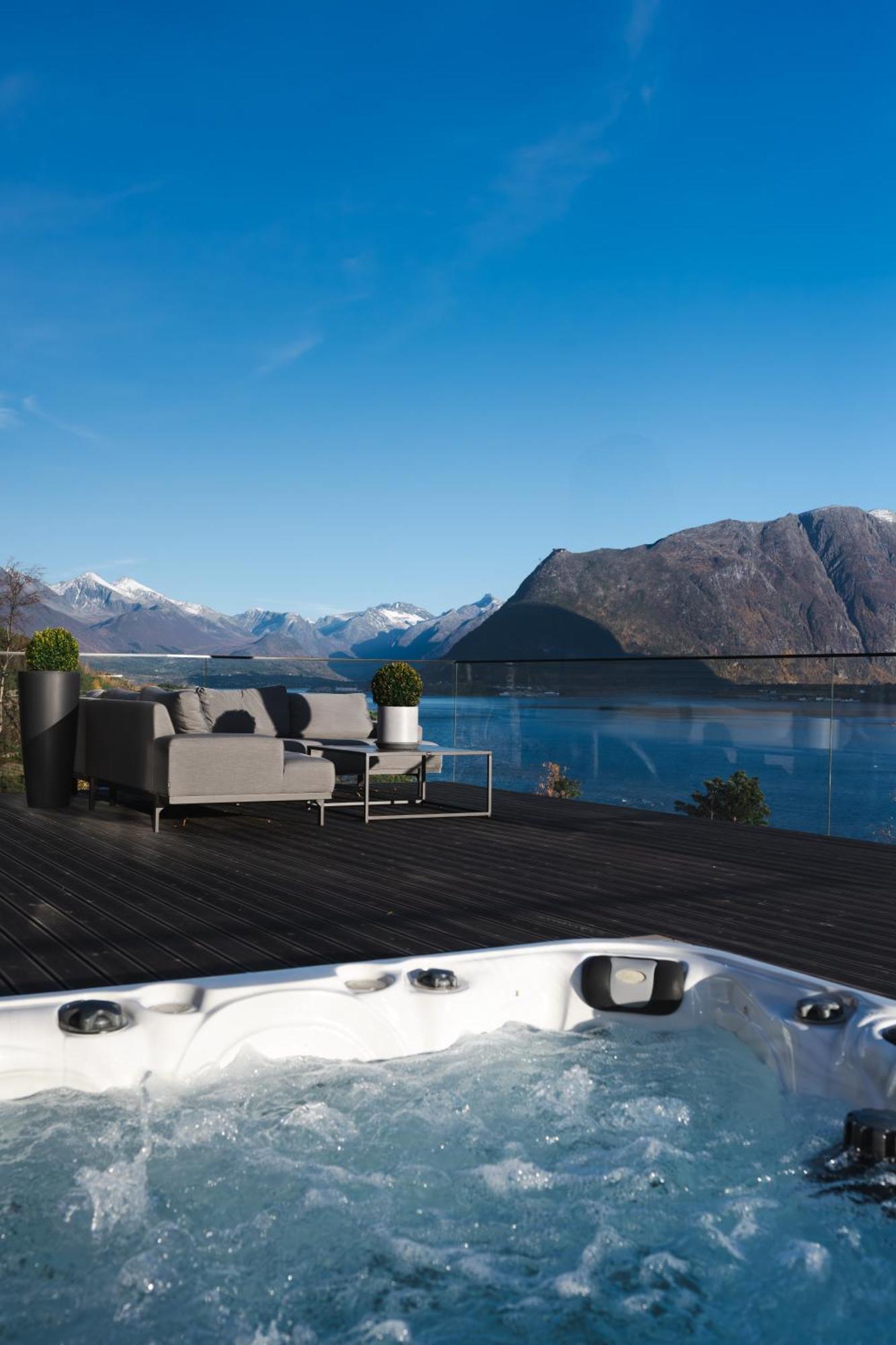 Villa Kristina / Andalsnes Torvik Ngoại thất bức ảnh