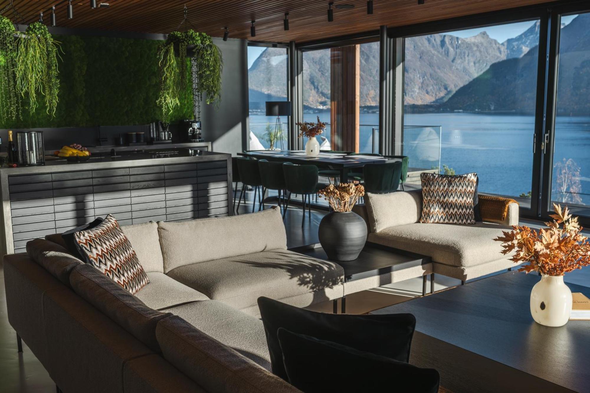 Villa Kristina / Andalsnes Torvik Ngoại thất bức ảnh